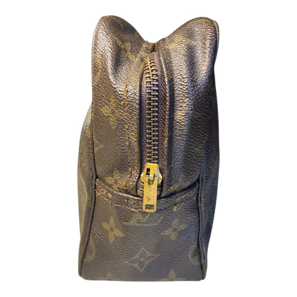 Louis Vuitton Brown Monogram Cosmetic Toiletries Bag Pouch, vintage - Picture 3 of 11